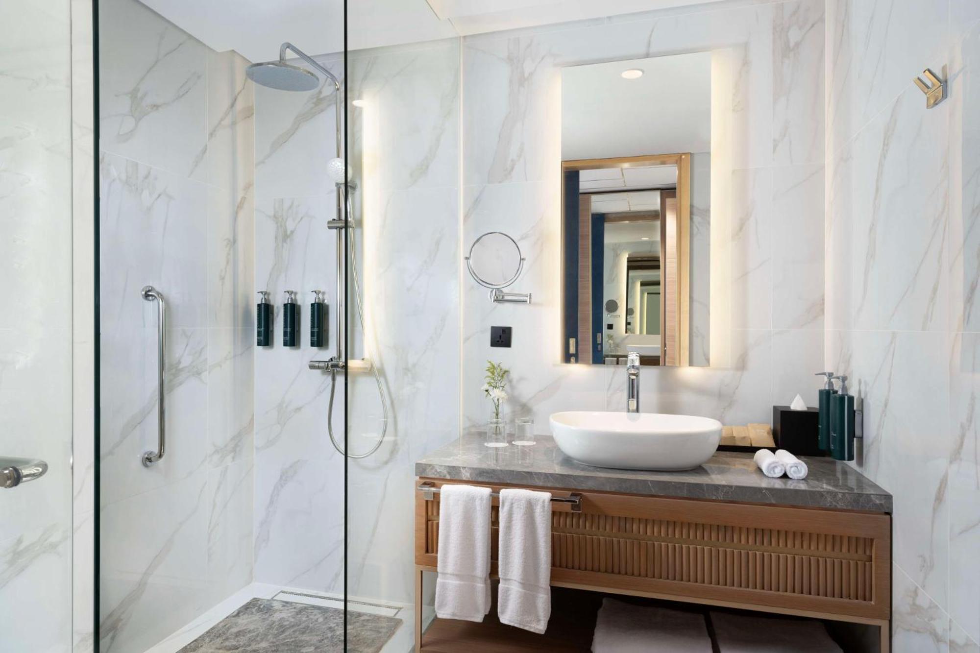 Doubletree By Hilton Jakarta Bintaro Jaya Serpong